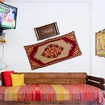 Guest house Spiros Panormos (Skopelos)