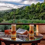 Spiros Guest house