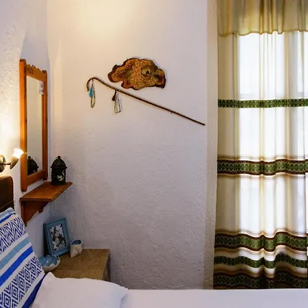 Spiros Pensionat Panormos (Skopelos)