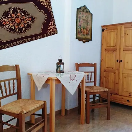 Spiros Pensionat Panormos (Skopelos)