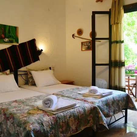 Spiros Panormos (Skopelos)