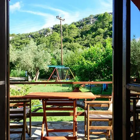 ゲストハウス Spiros Panormos (Skopelos)