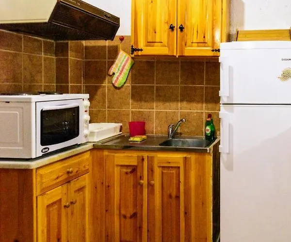 Spiros Guest house 4*